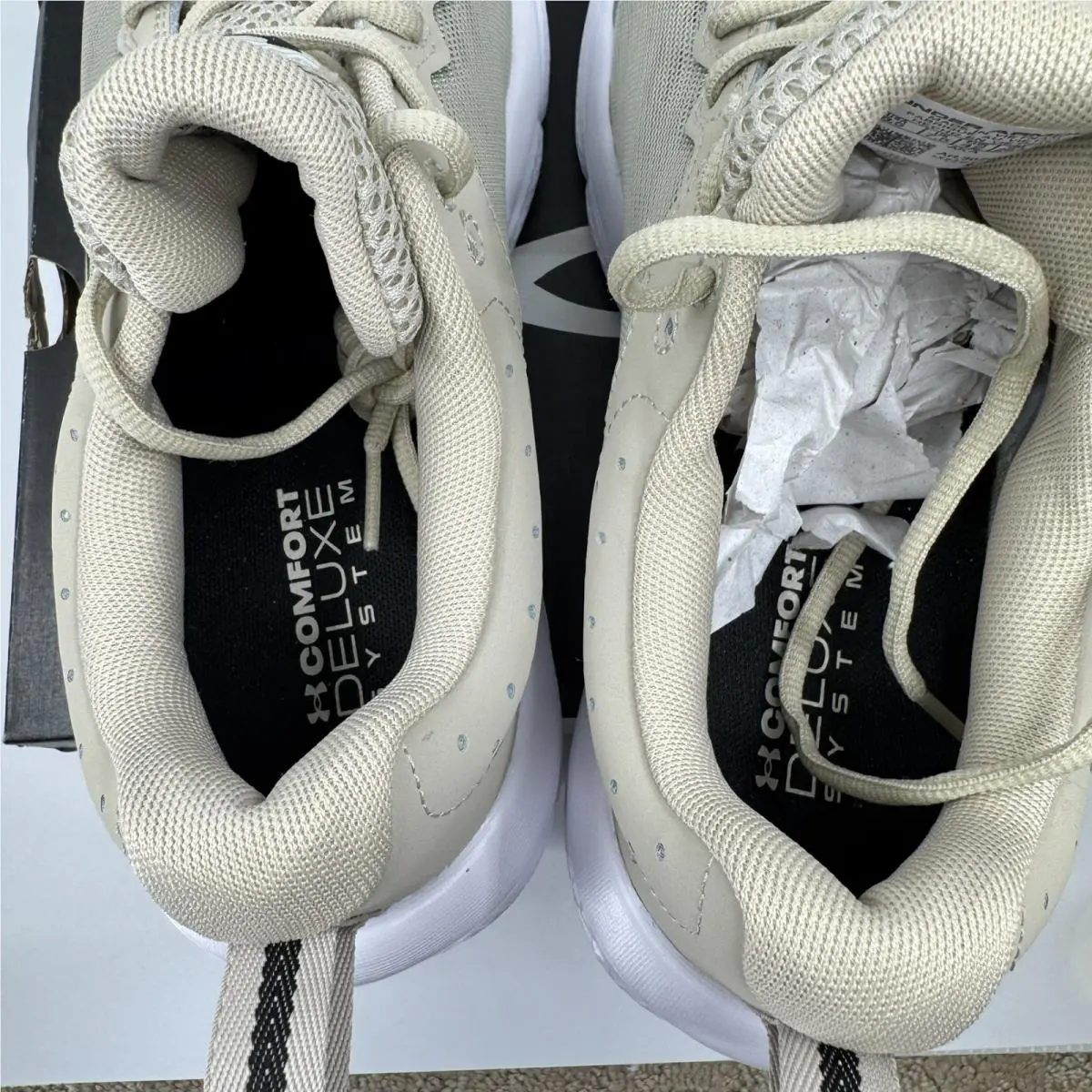 Under Armour shoes - Under Armour Charged Assert - Charged Assert - Gold 4