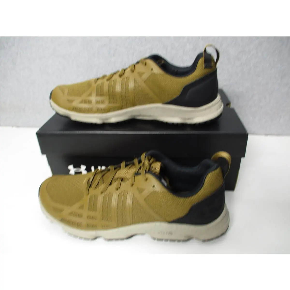 Under Armour shoes - Micro G Strikefast - Micro Strikefast - Brown 0