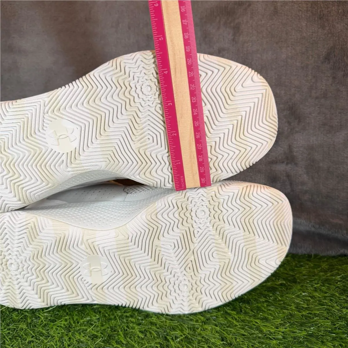 Under Armour shoes - White 8