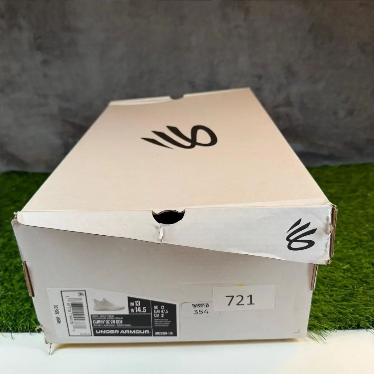 Under Armour shoes - White 9