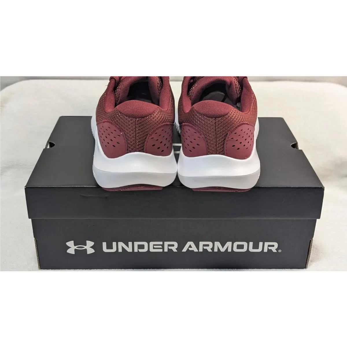 Under Armour shoes - Under Armour Surge 4 - Surge - 3027000-625 - Red (UPC: 197779071376) 4