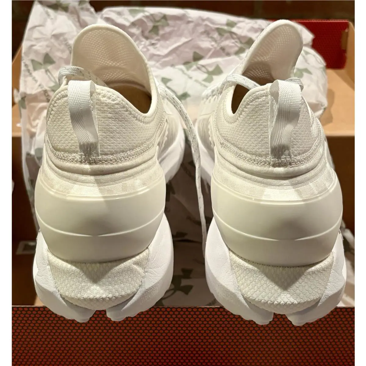 Under Armour shoes - HOVR - HOVR - White 1