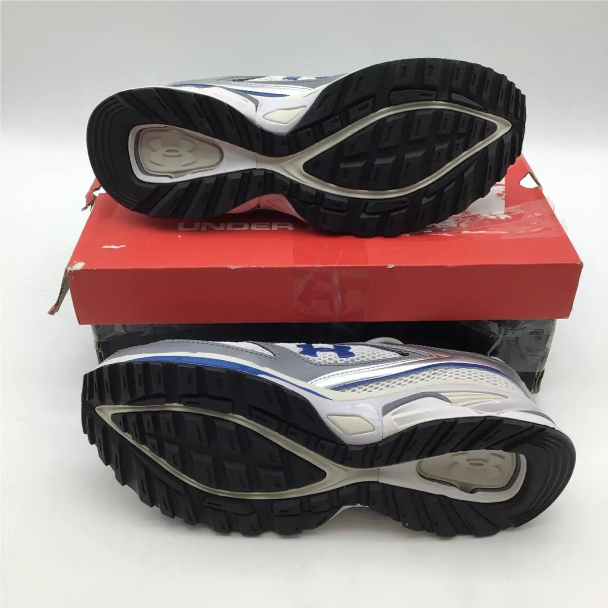 Under Armour shoes - UA HOVR Apparition RTRFR TC - Silver 3