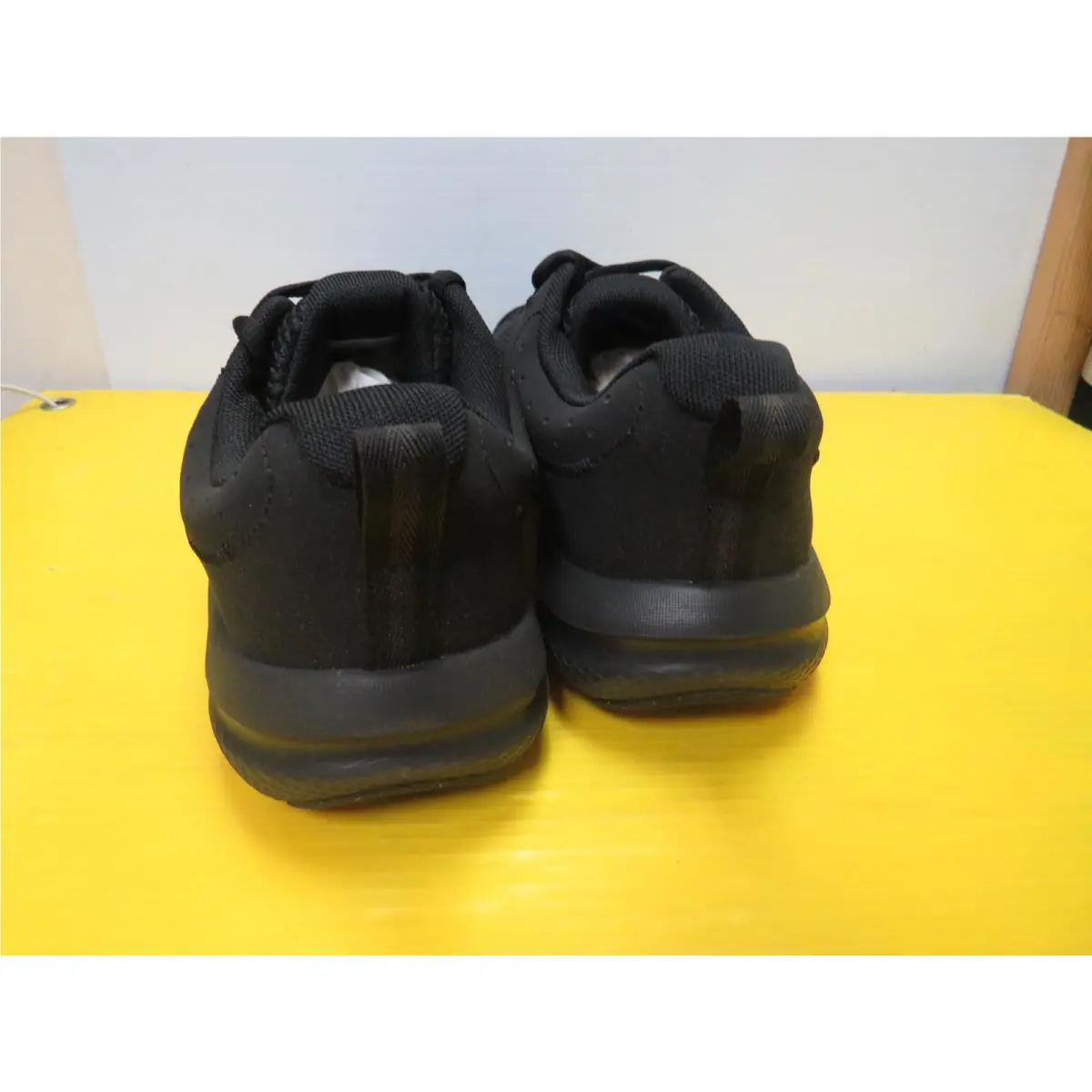 Under Armour shoes - Under Armour Charged Assert 10 - Black (UPC: 196040478777) 10