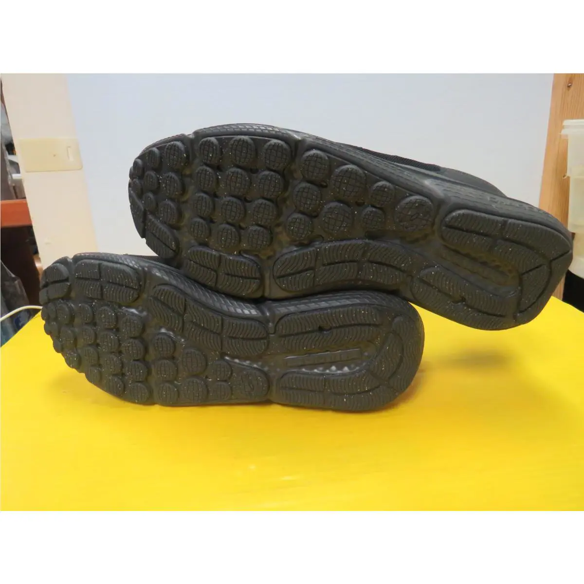 Under Armour shoes - Under Armour Charged Assert 10 - Black (UPC: 196040478777) 6