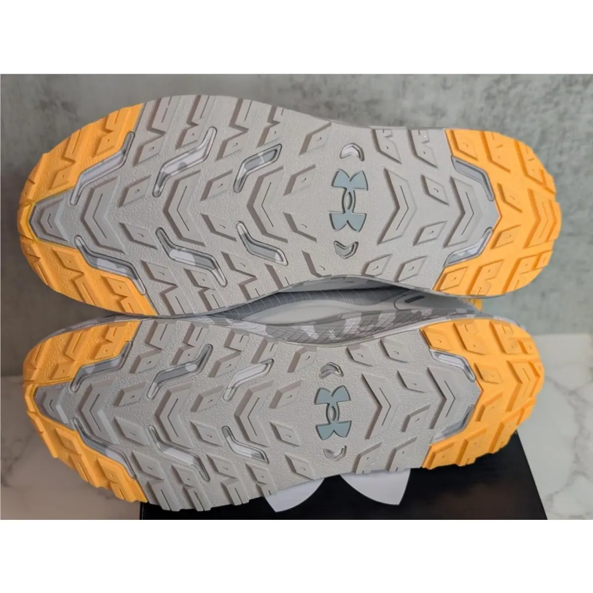 Under Armour shoes - Under Armour Charged Bandit 2 - 4211857942 - Gray (UPC: 195253648854) 4