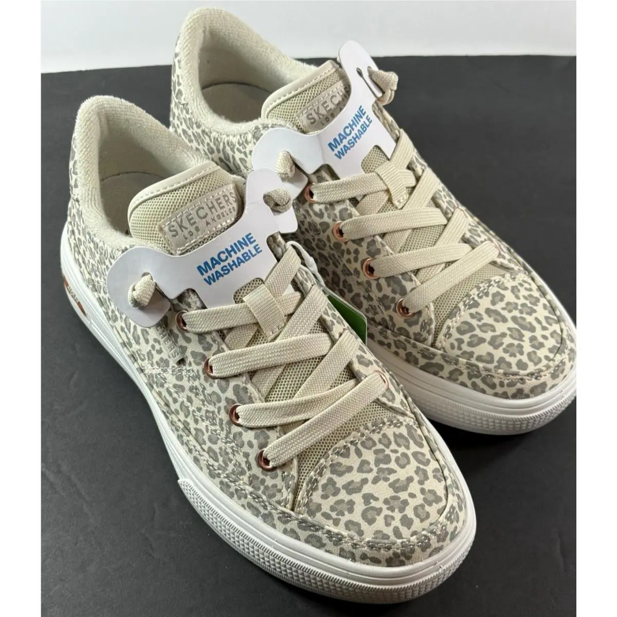 Skechers / Womans / Arch Fit / Flowa Friends/ Cheetah / Washable / -reg