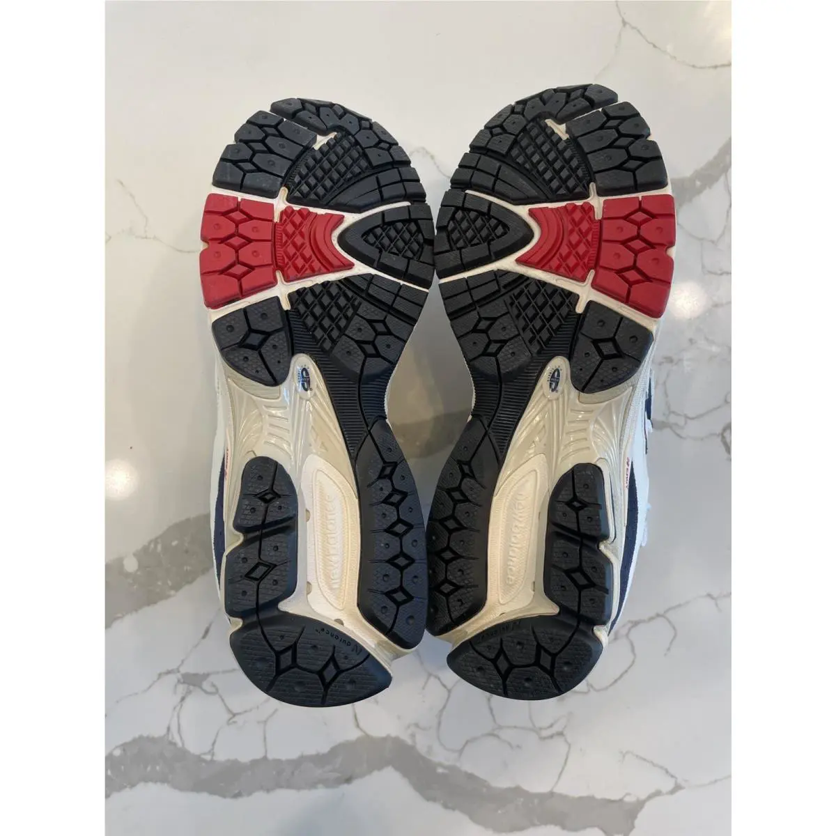 New Balance shoes - New Balance 2002R - M2002RVE - White 2