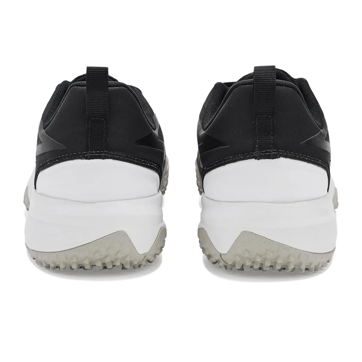 New Balance shoes - Black/White/Black 5