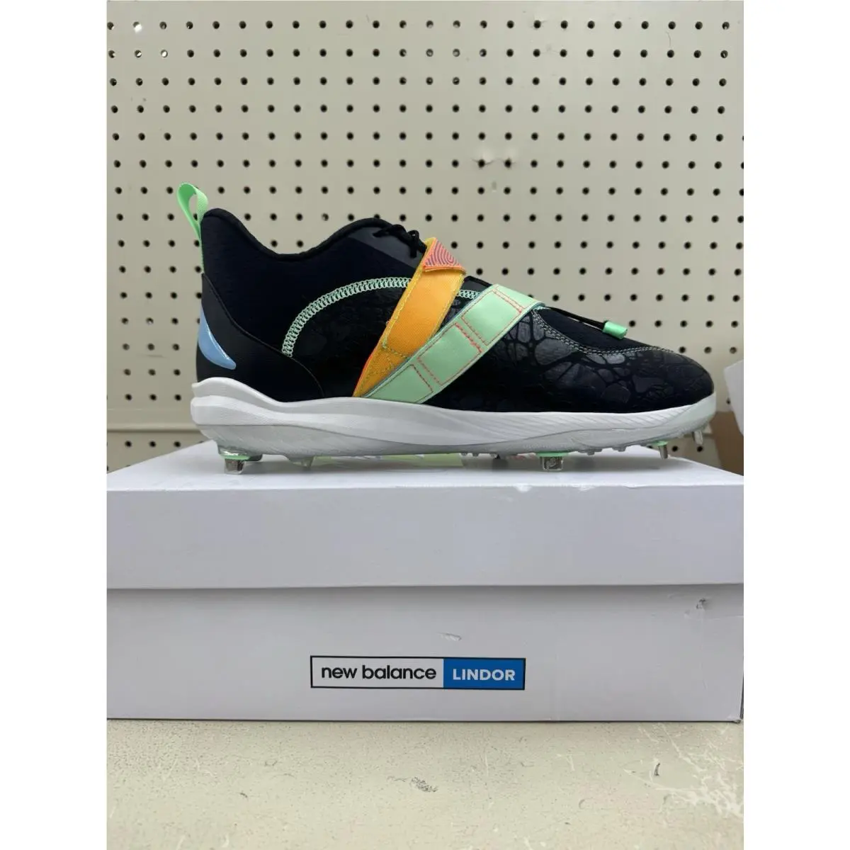 New Balance shoes - New Balance Lindor 2 - Lindor - LMLINDK2 - Black/Neon Dragonfly (UPC: 0197375035215) 0