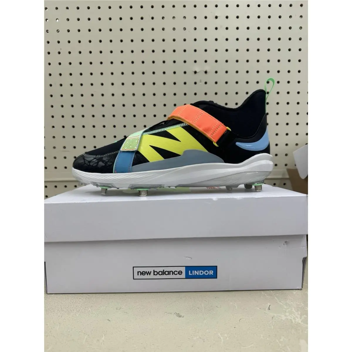 New Balance shoes - New Balance Lindor 2 - Lindor - LMLINDK2 - Black/Neon Dragonfly (UPC: 0197375035215) 1