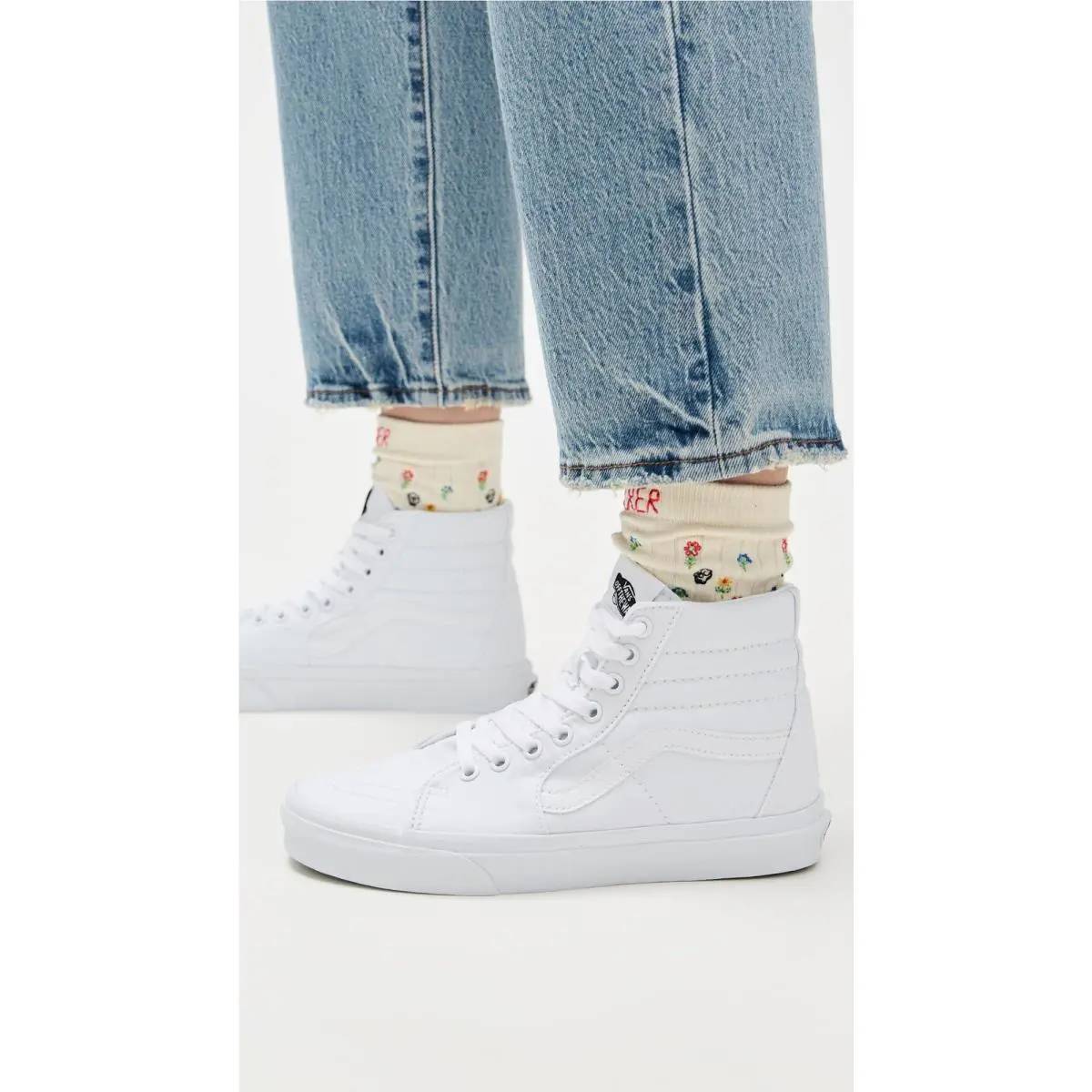 Vans shoes - True White (UPC: 700053630888) 1
