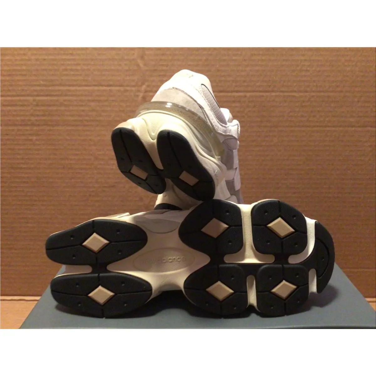 New Balance shoes - New Balance 9060 - Beige 0