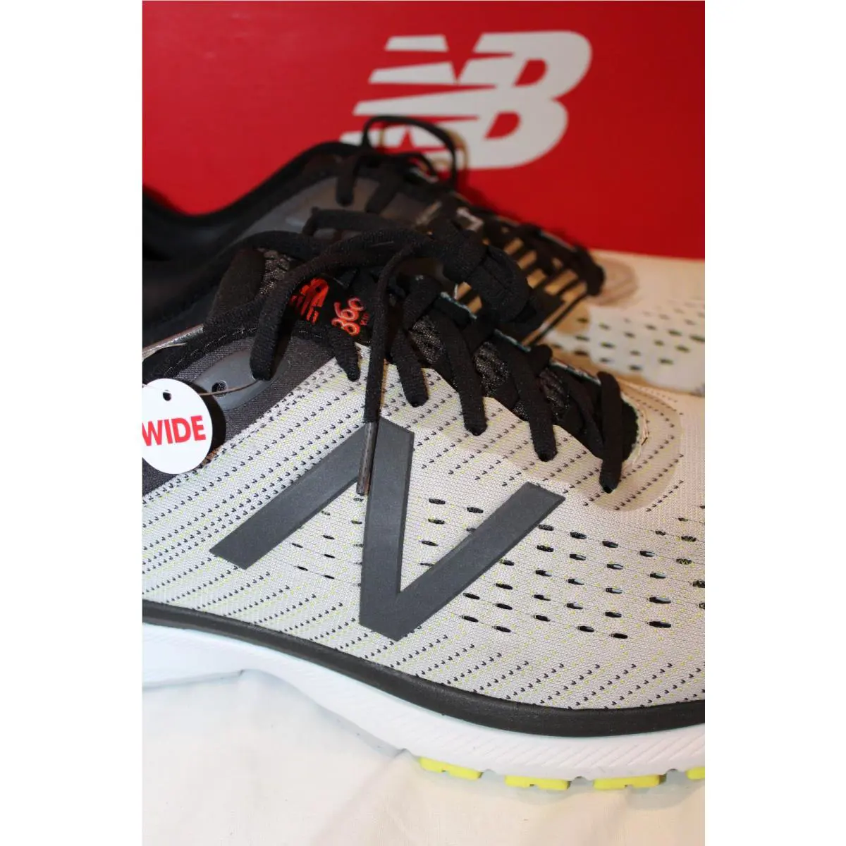 New Balance shoes - New Balance 860 - BLACK WHITE 1