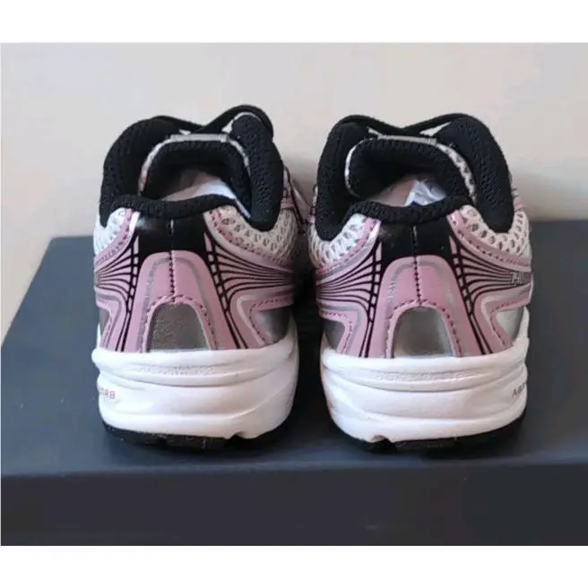 New Balance shoes - New Balance 740 - Pink 2
