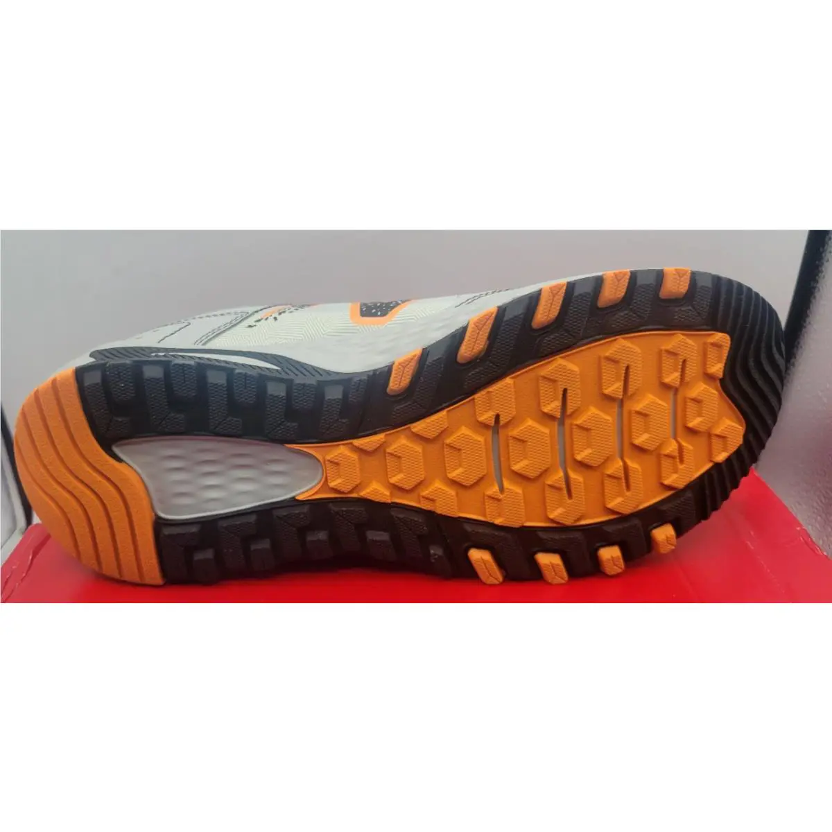 New Balance shoes - New Balance 410 - GREY ORANGE 3