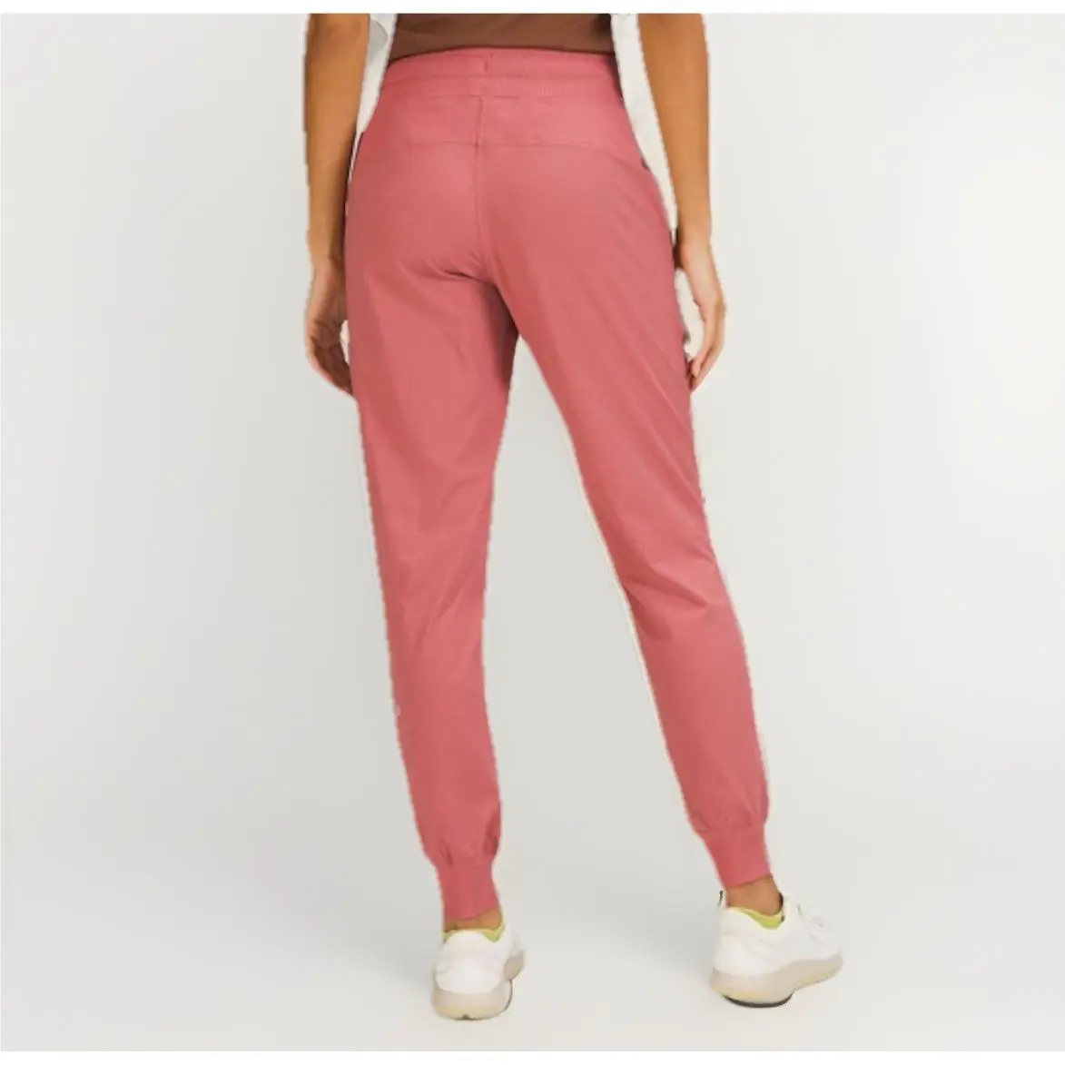 Lululemon clothing - Brier Rose 8