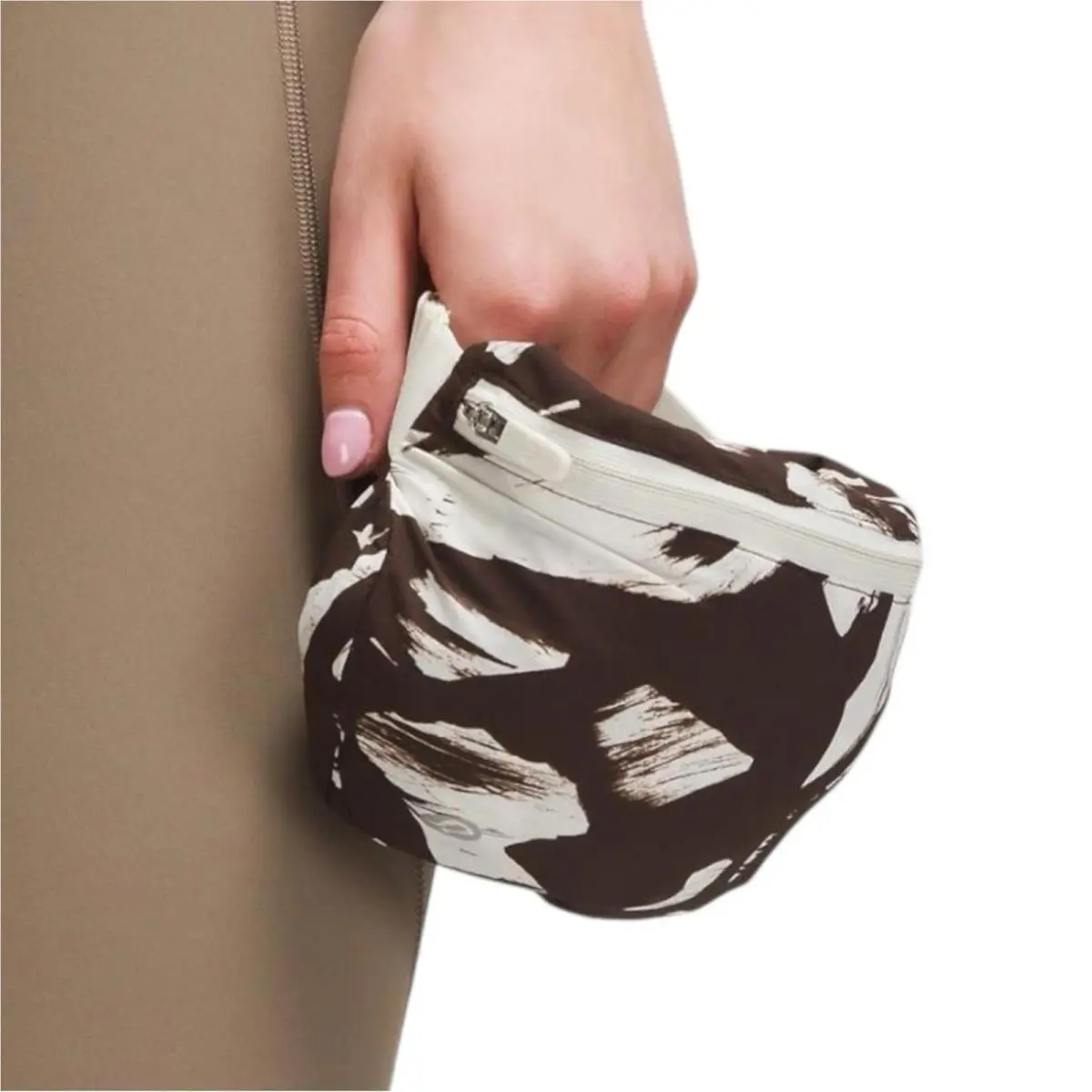 Lululemon clothing - NA - Brown 3