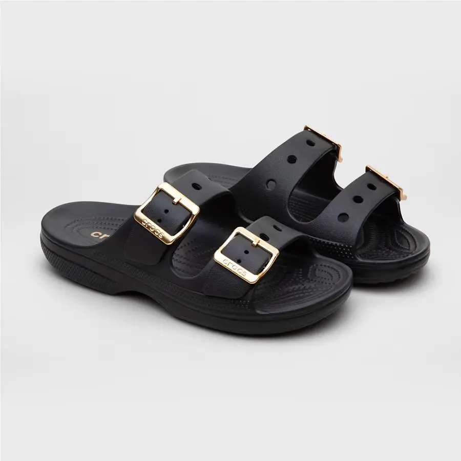 Crocs shoes - Black/Metallic Buckle 6