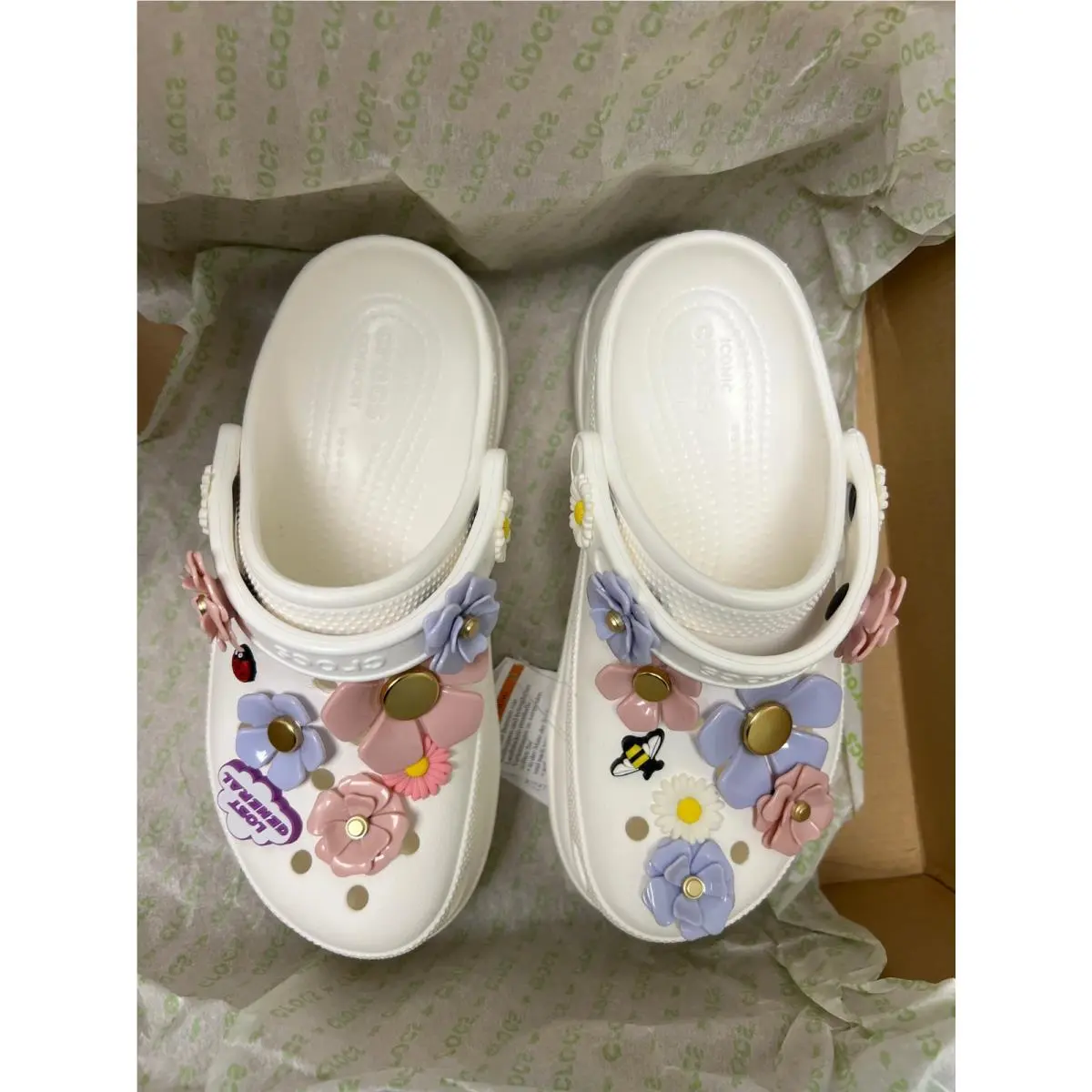 Crocs shoes - Lost General Collaboration - Lost General Collaboration - White 5