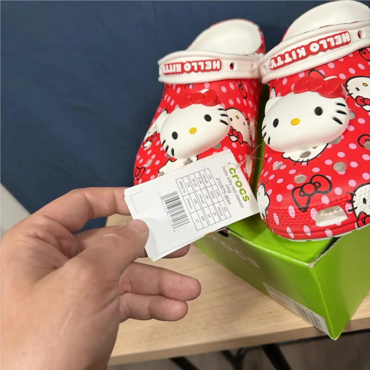 Crocs shoes - Hello Kitty - Hello Kitty - 210575-90H - Red (UPC: 196265827176) 1