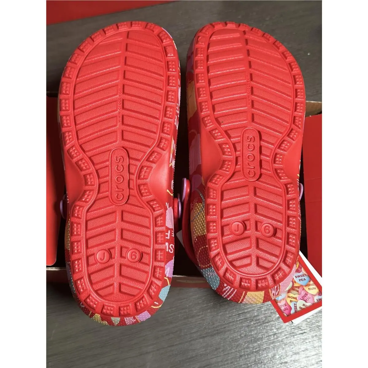 Crocs shoes - CROCS x SWEETHEARTS - SWEETHEARTS - Red (UPC: 0191448952713) 3