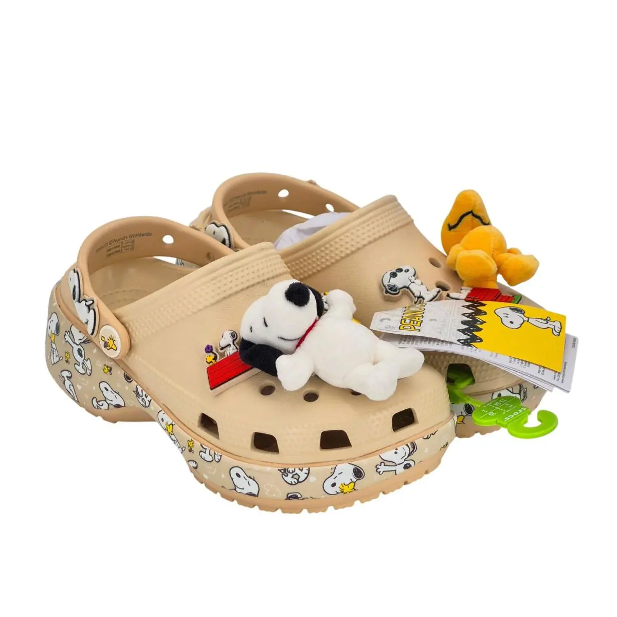 Crocs Peanuts Snoopy Woodstock Classic Platform Clogs Women`s Size 4 Shoes
