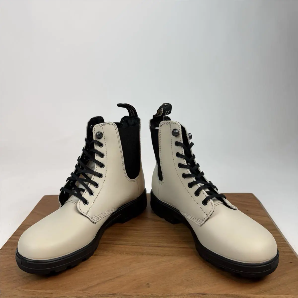 Blundstone shoes - Blundstone Original Lace Up Boots - 2324 - White (UPC: 8315991562287) 3