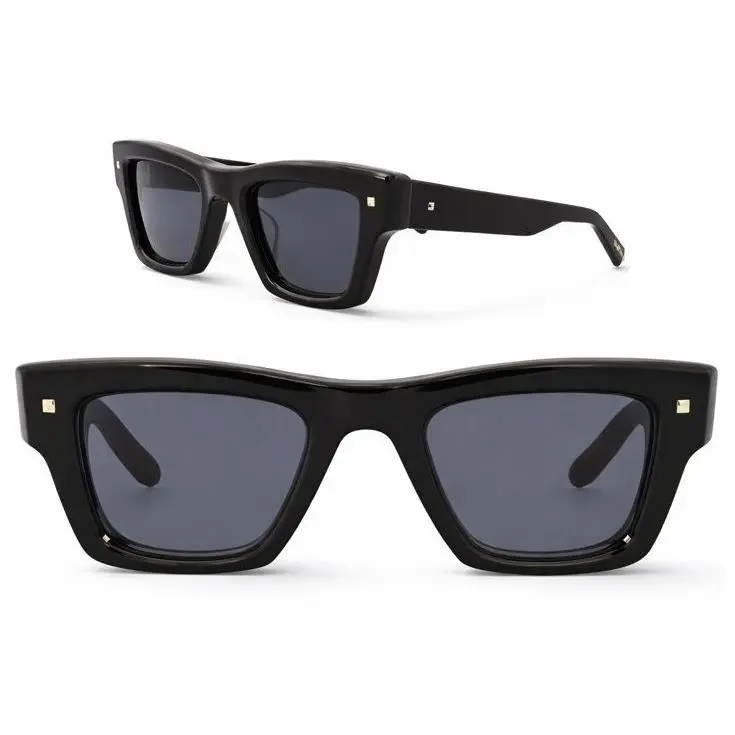 Valentino VLS-106A53 Sunglasses UV Protection w Case