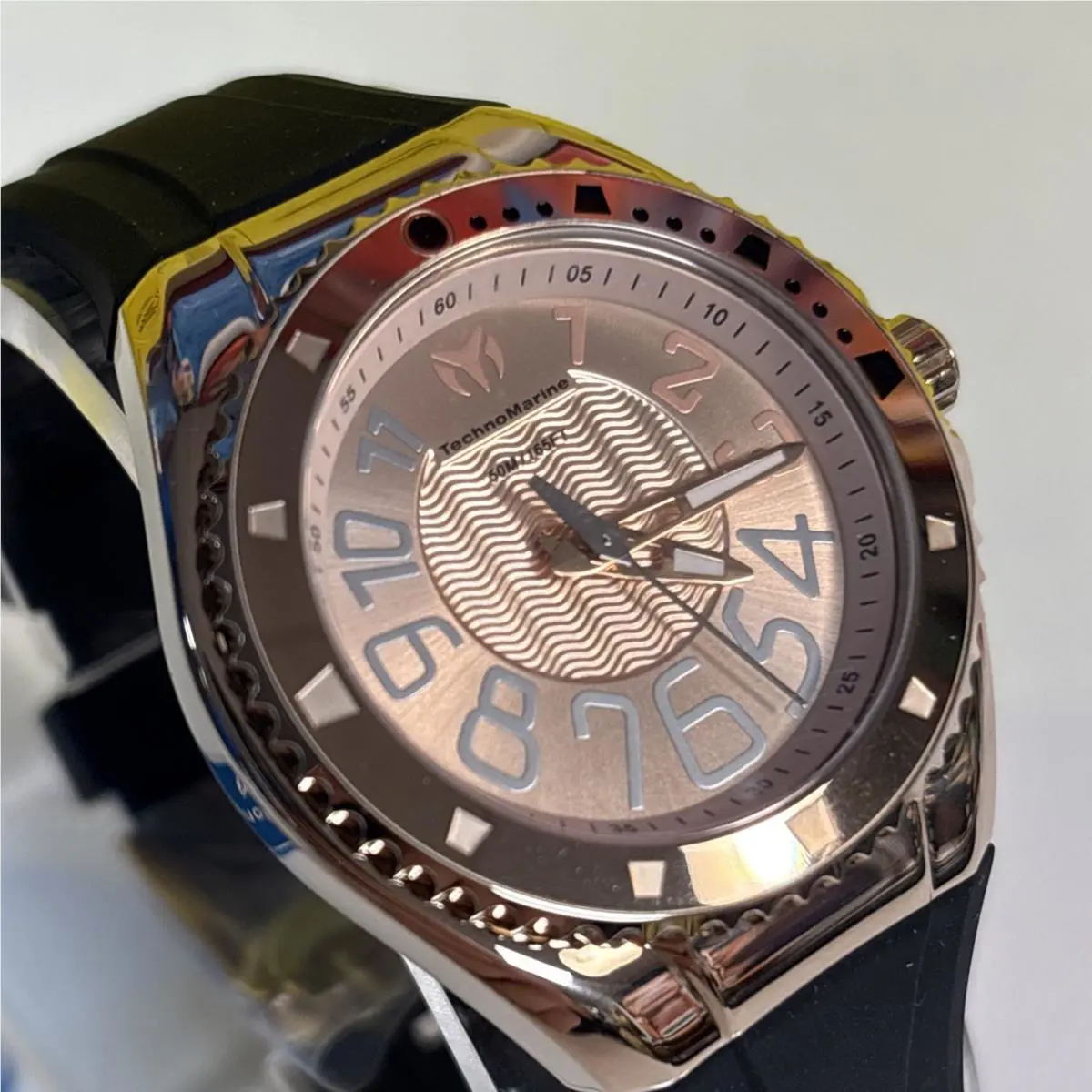 Technomarine Lusso Mare Uni Watch 38mm Black TM-225029 with Hard Case