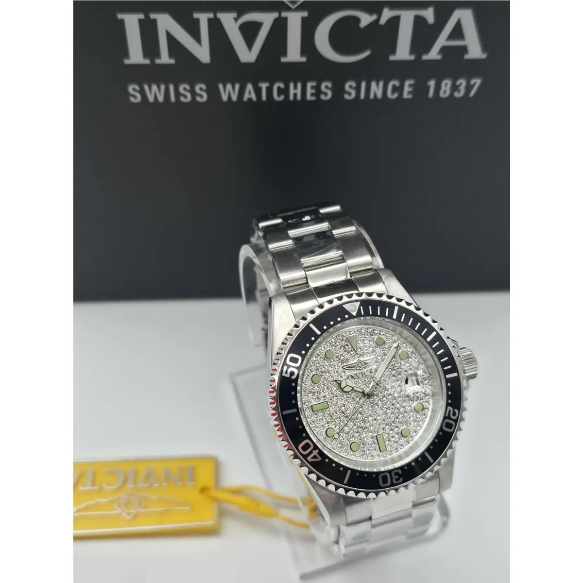 Pro Diver Mens Quartz Watch 40mm Austrian Pave Crystal Dial SS 50286 by Invicta