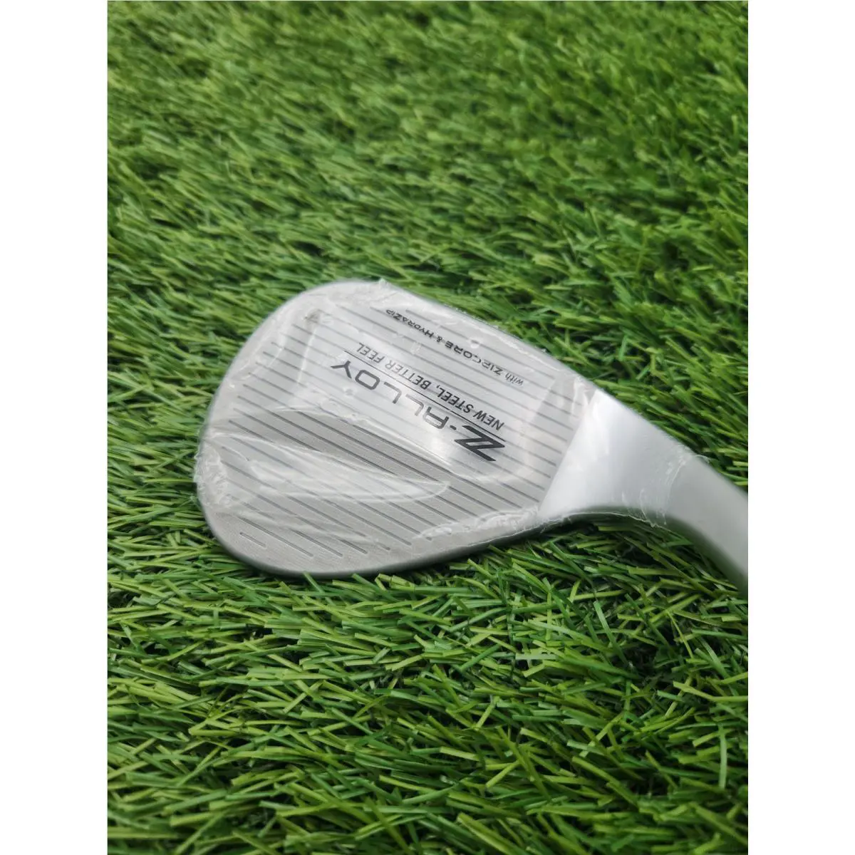 Cleveland Golf  - 2025 CBZ TOUR SATIN FULL FACE 2