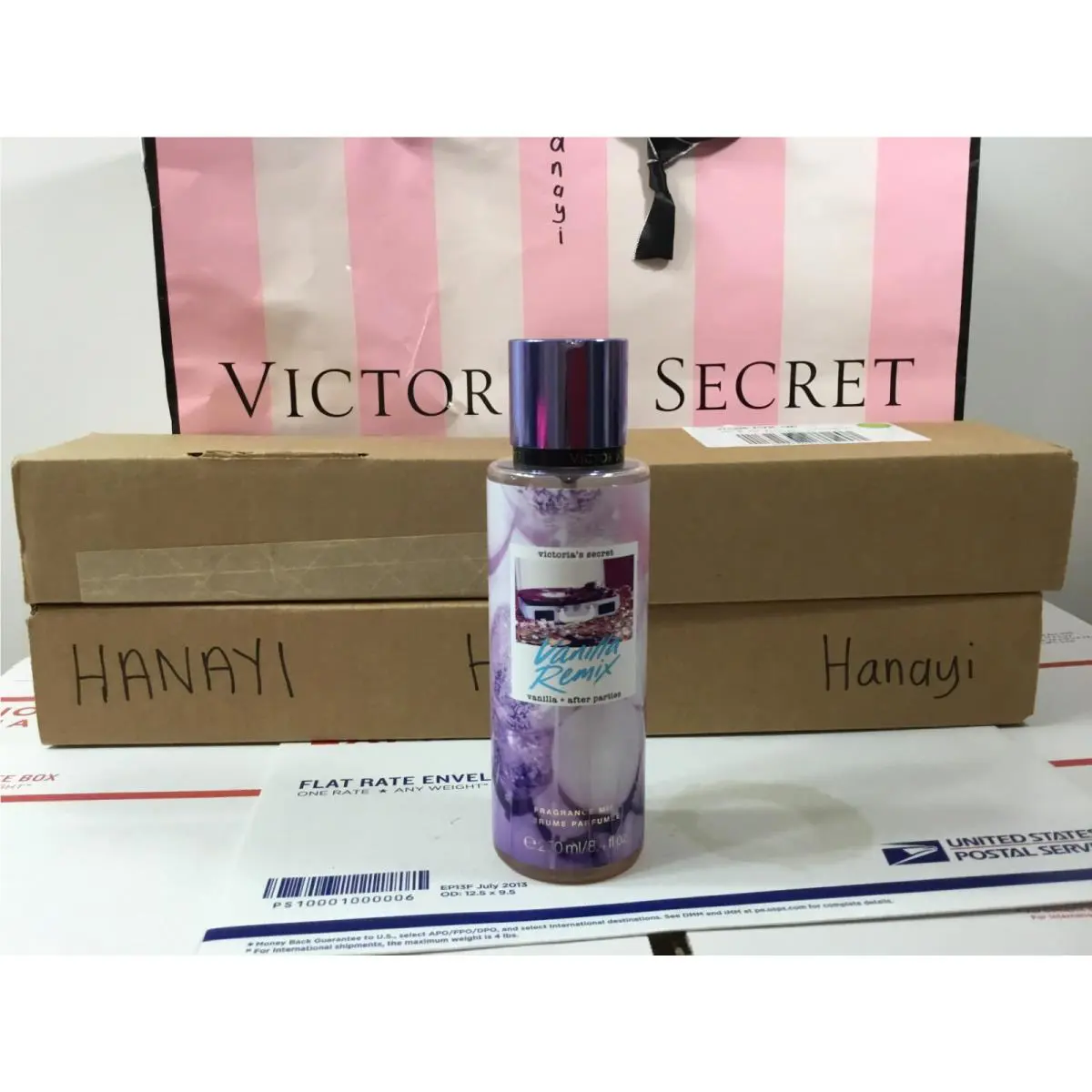 Victoria`s Secret Vanilla Remix Fragrance Mist 8.4 OZ Full Size Scratch ON Lid