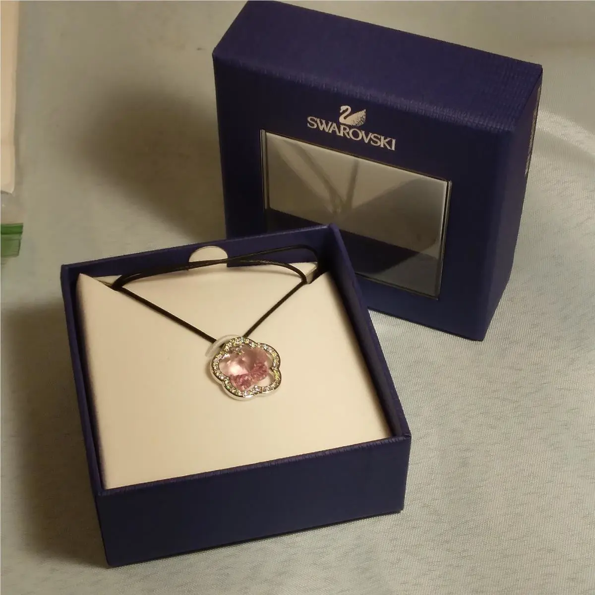 Swarovski Pink Crystal Flower Pendant Necklace Cry/lros Pavé Silver Tone