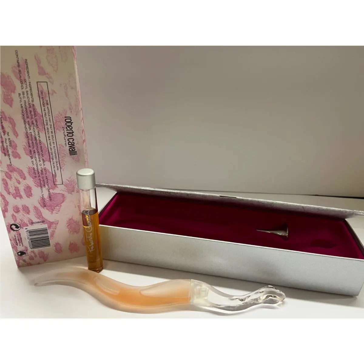 Roberto Cavalli Pink Perfume Gift Set For Women 0.5 oz Edp and Refill