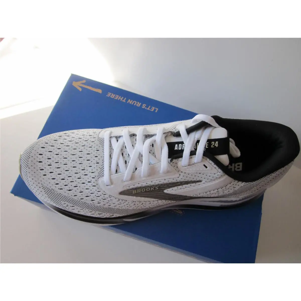 Brooks shoes - Brooks Adrenaline GTS 24 - Adrenaline GTS - White/Black/Pelican 5