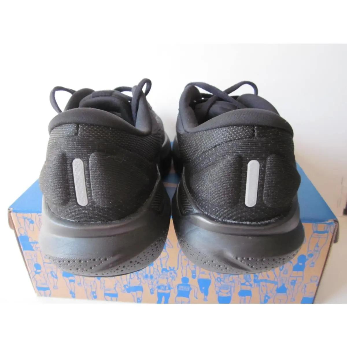 Brooks shoes - Brooks Adrenaline GTS 24 - Adrenaline GTS - Black 7