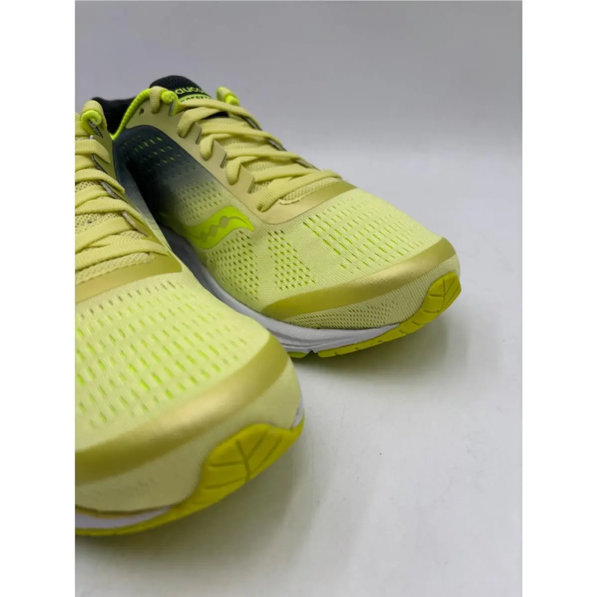 Saucony shoes - Saucony Breakthru 4 - Breakthru - S10419-3 - Green 9