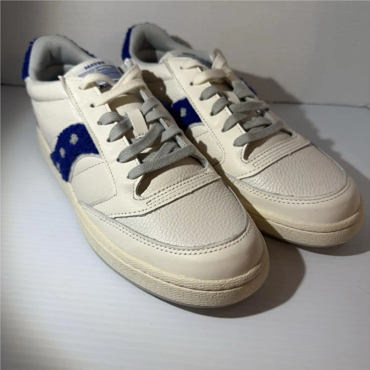 Saucony shoes - Saucony Jazz Court Maybe Tomorrow Varsity Shoes - S70682-4 - Off White / Blue (UPC: 195019639867) 0