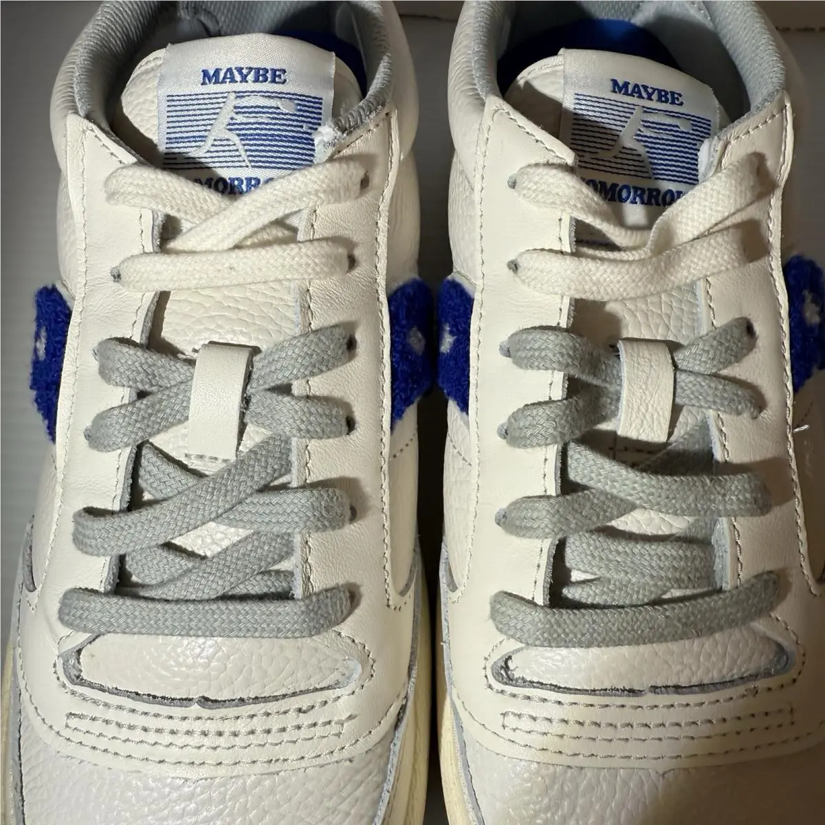 Saucony shoes - Saucony Jazz Court Maybe Tomorrow Varsity Shoes - S70682-4 - Off White / Blue (UPC: 195019639867) 4