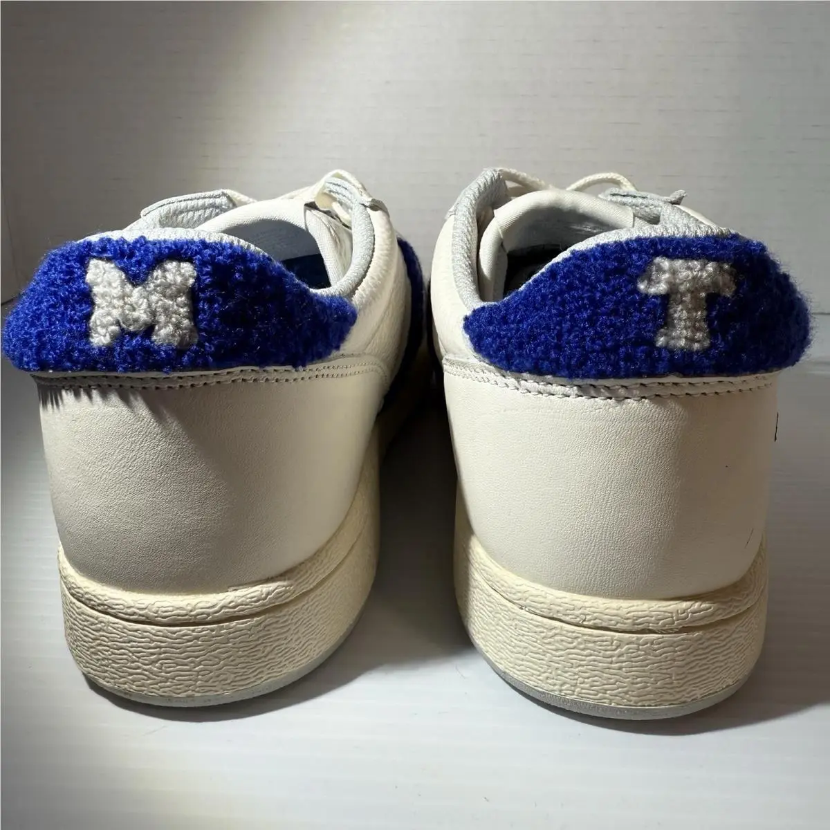Saucony shoes - Saucony Jazz Court Maybe Tomorrow Varsity Shoes - S70682-4 - Off White / Blue (UPC: 195019639867) 6