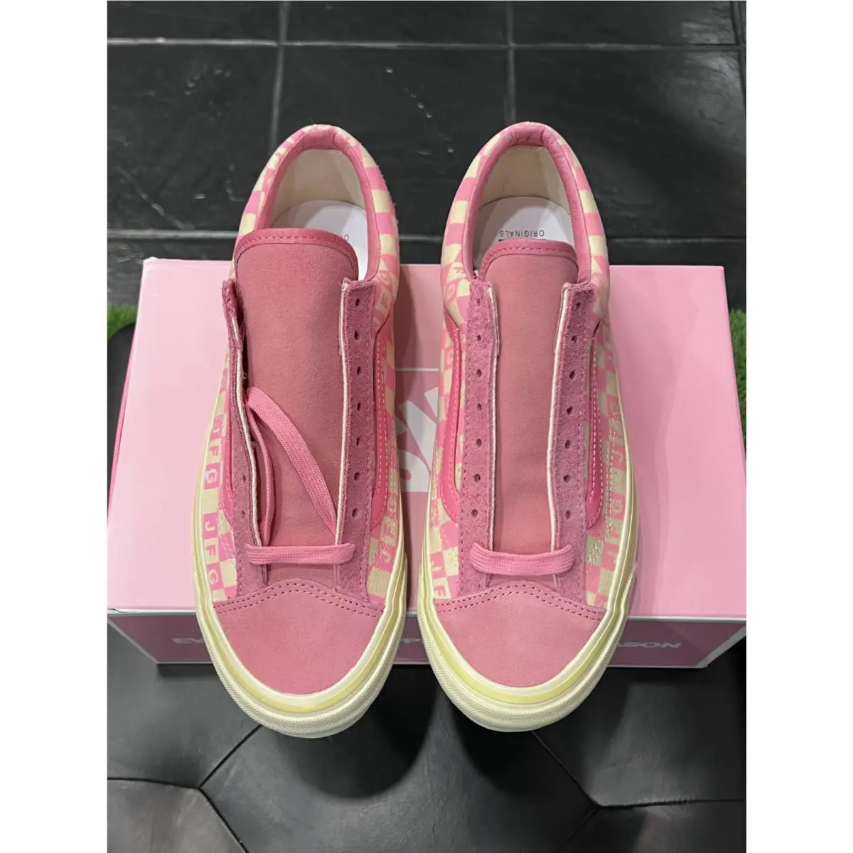 Vans shoes - VANS Style 36 - Style - VN0A4BVE6X7 - Pink 1