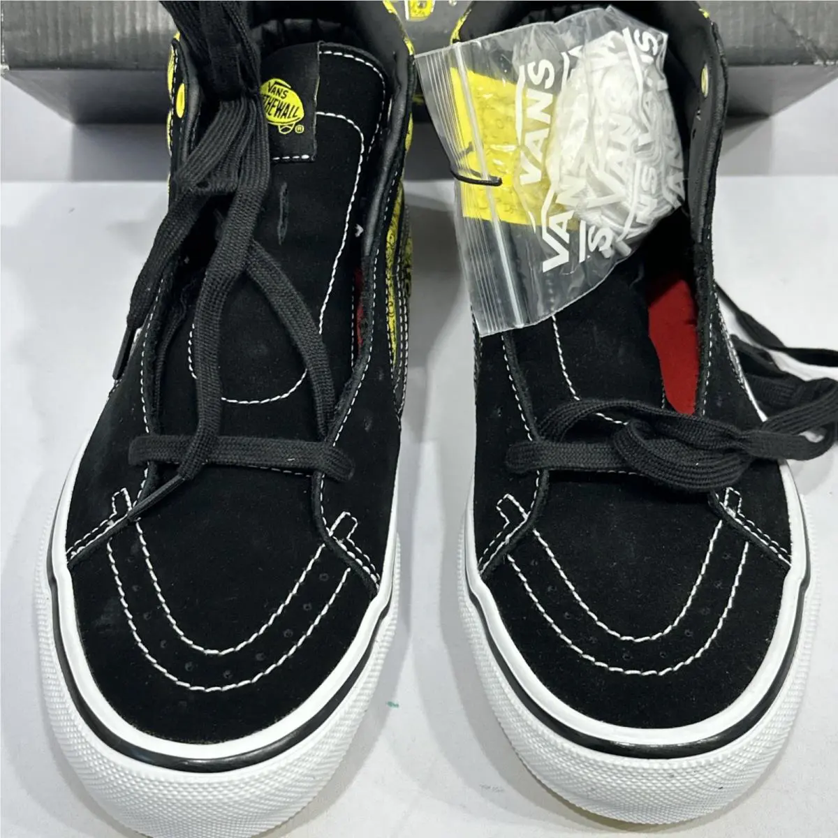 Vans shoes - Vans Sk8 Hi - (Spongebob) Gigliotti Black/Yellow 3