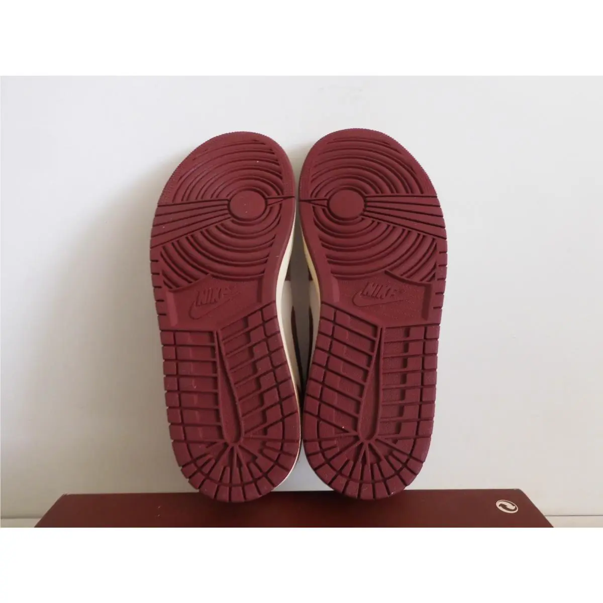 Nike shoes - Air Jordan 1 Mid - Air Mid - DZ2820-601 - Red 21