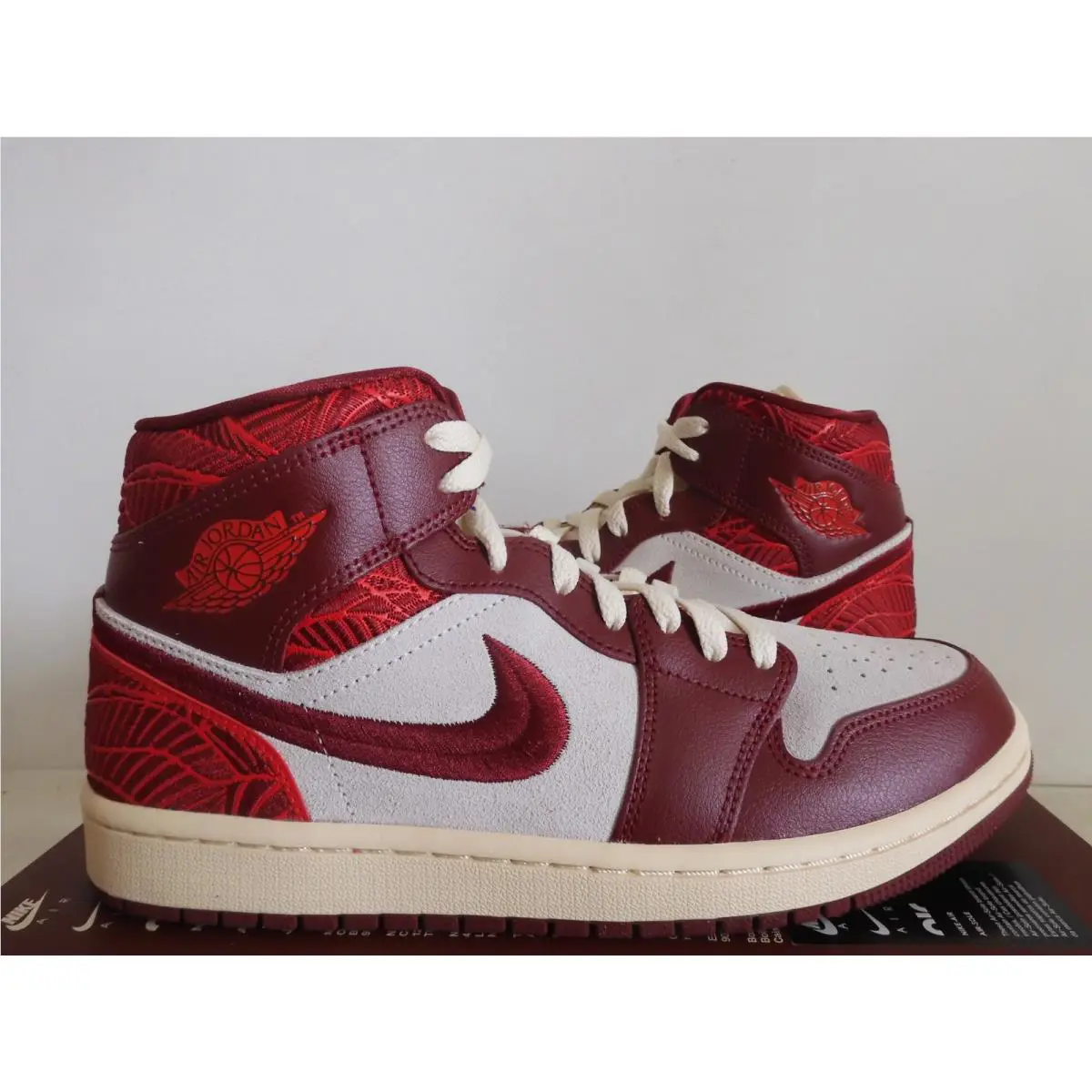 Nike shoes - Air Jordan 1 Mid - Air Mid - DZ2820-601 - Red 8