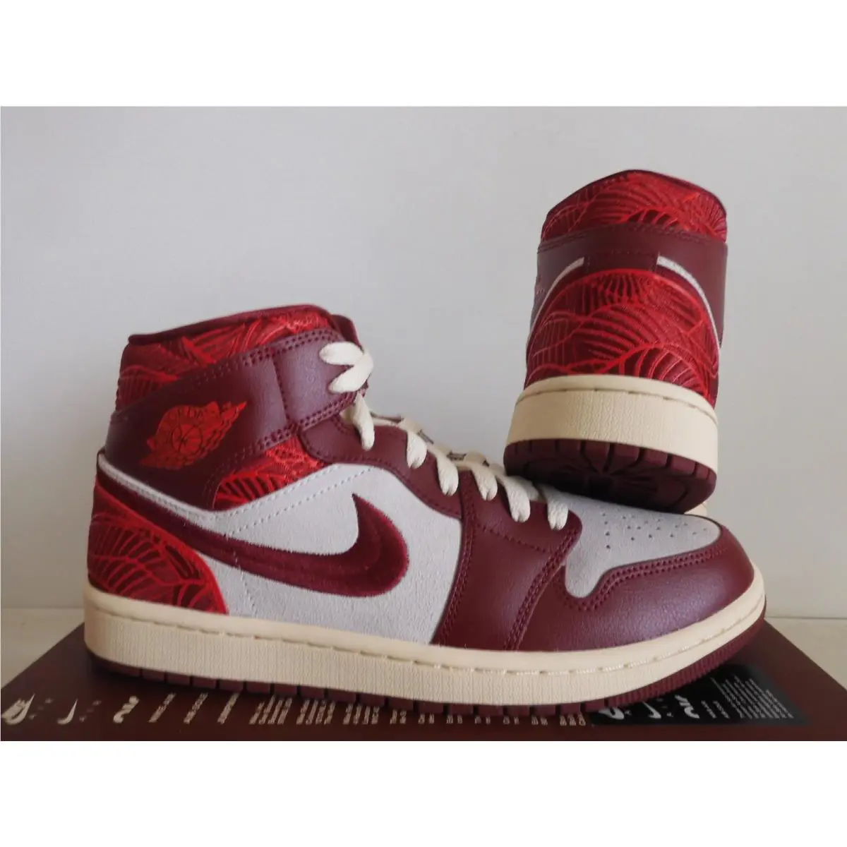 Nike shoes - Air Jordan 1 Mid - Air Mid - DZ2820-601 - Red 9