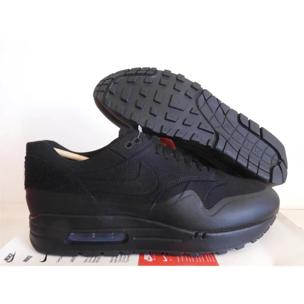Nike shoes - Nike Air Max 1 - Air Max - 704901-001 - Black 39