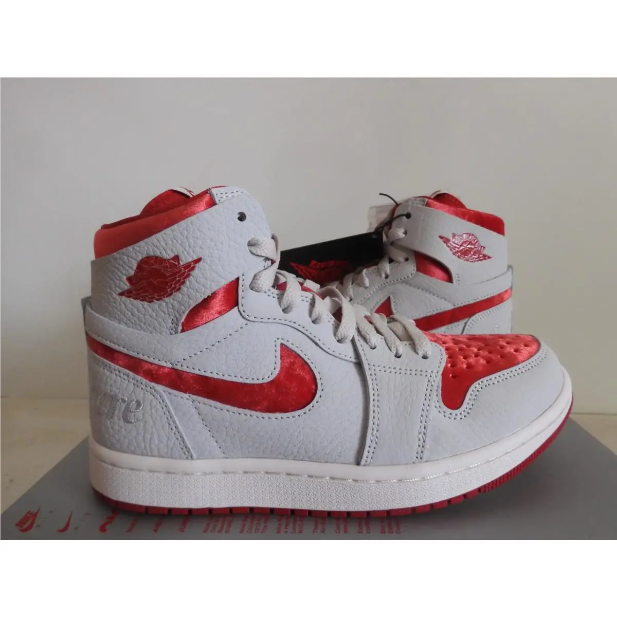 Nike shoes - Air Jordan 1 - Air - DV1304-106 - White 9