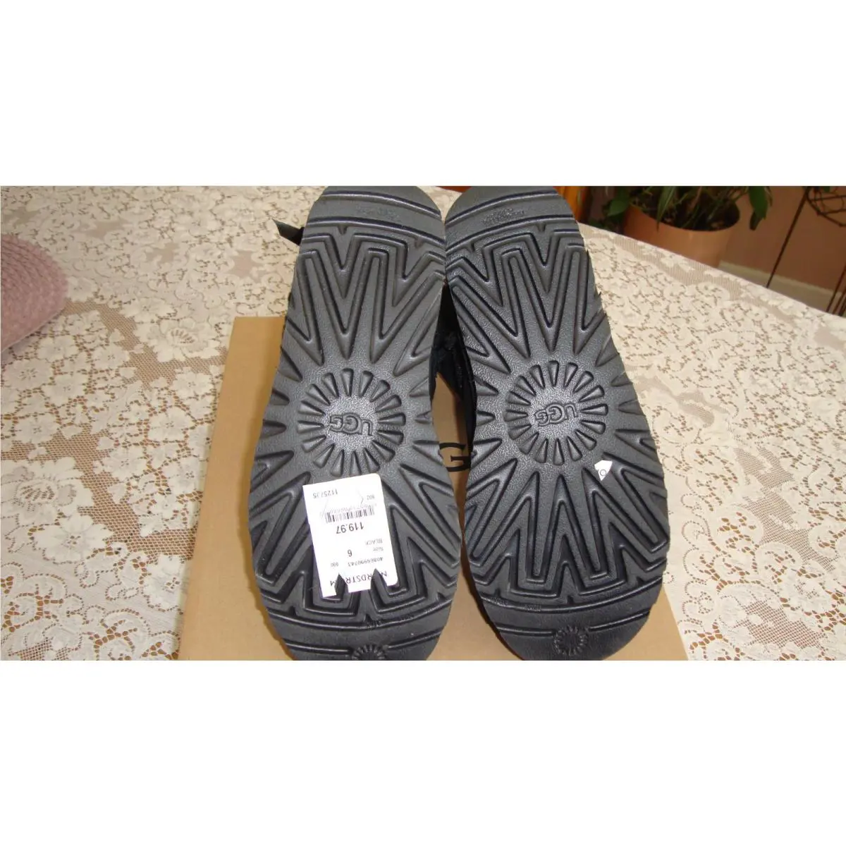 UGG shoes - UGG Australia Mini Bailey Bow Glimmer - Black (UPC: 0195719066802) 4