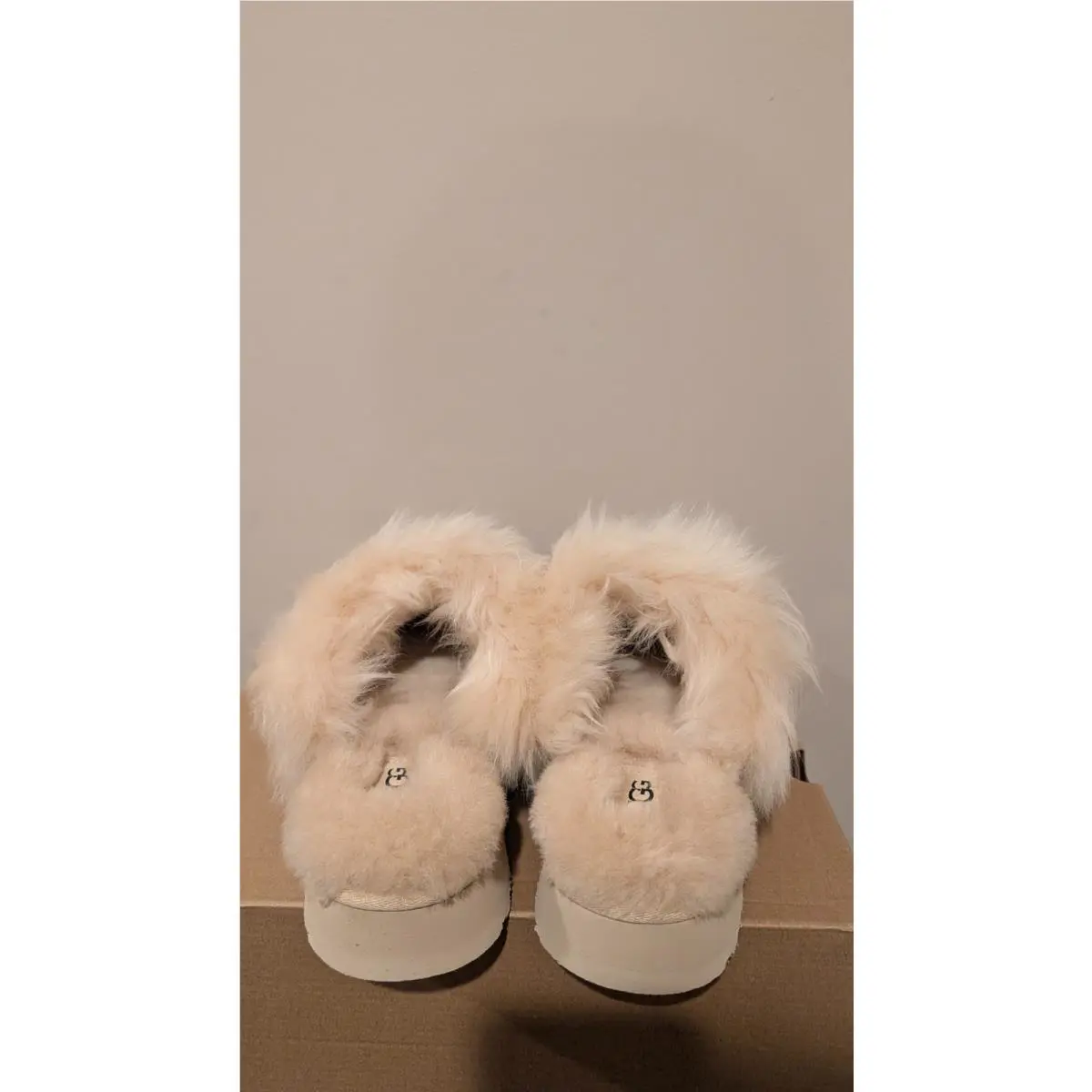 UGG shoes - sandcastle 2